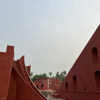 Get unique shots with red sculptures ;)