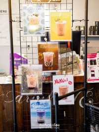 TE time & space ร้านชาดอกไม้ สมุนไพร และชานม 