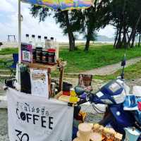 ร้านไม่มีชื่อ. ริมหาดชลาทัศน์ สงขลา
