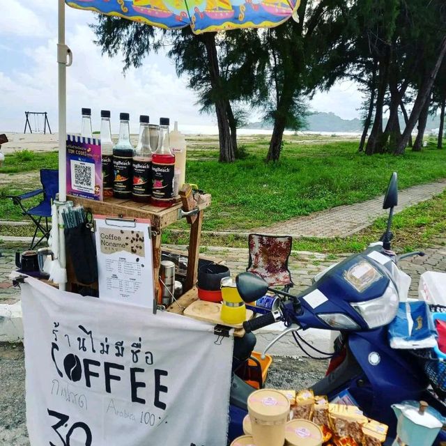 ร้านไม่มีชื่อ. ริมหาดชลาทัศน์ สงขลา