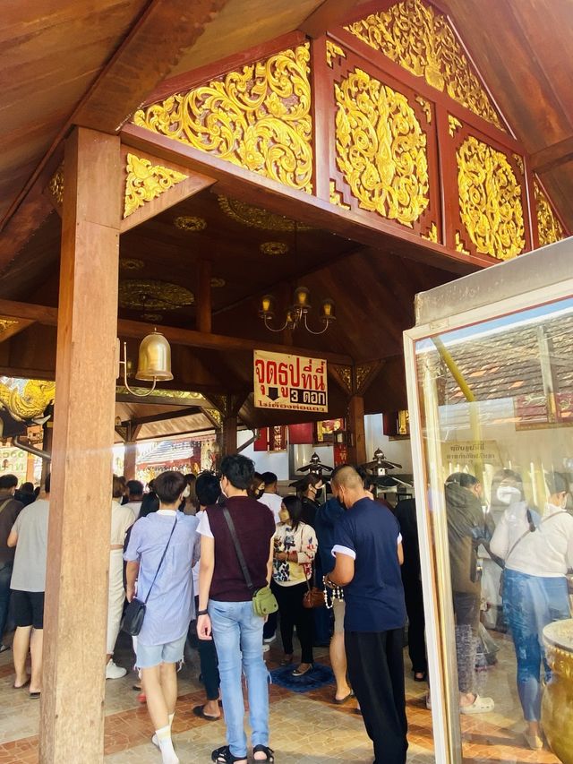 วัดพระธาตุดอยคำ | เชียงใหม่