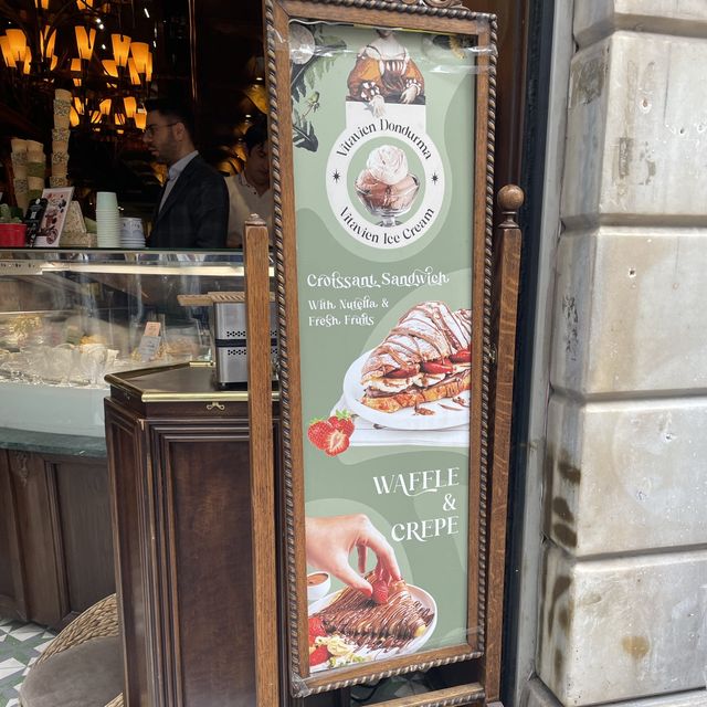 土耳其遊記 Istanbul 華麗佈置的甜品店 超好味