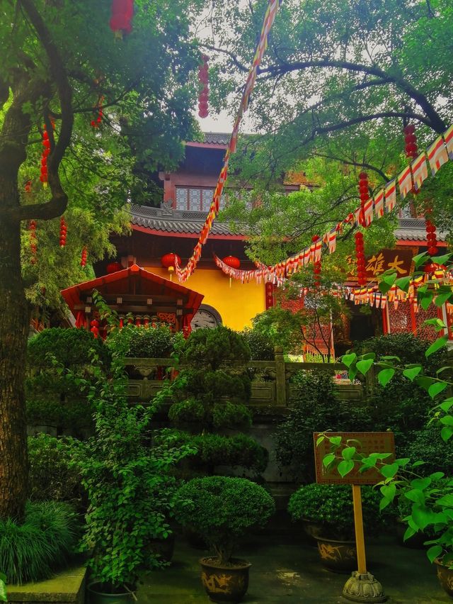 Most Impressive Temple around West Lake 🌿