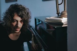 4.4 | MAESTRO PELLEGRINI anteprima secondo disco - Backstage Academy Pisa | Viale delle Cascine, 66