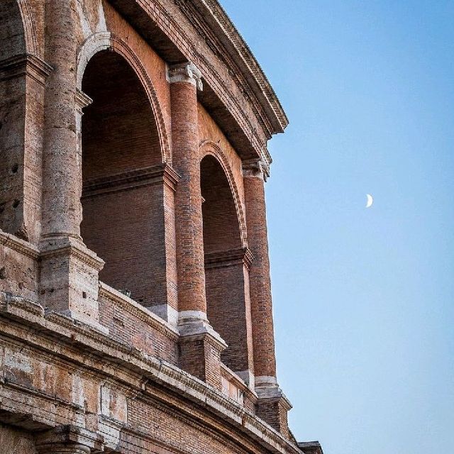 Best Historical City in Rome, The Colosseum🥰