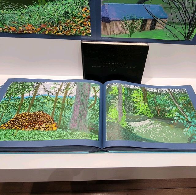 TASCHEN ~ 在亞洲的第一家門店 