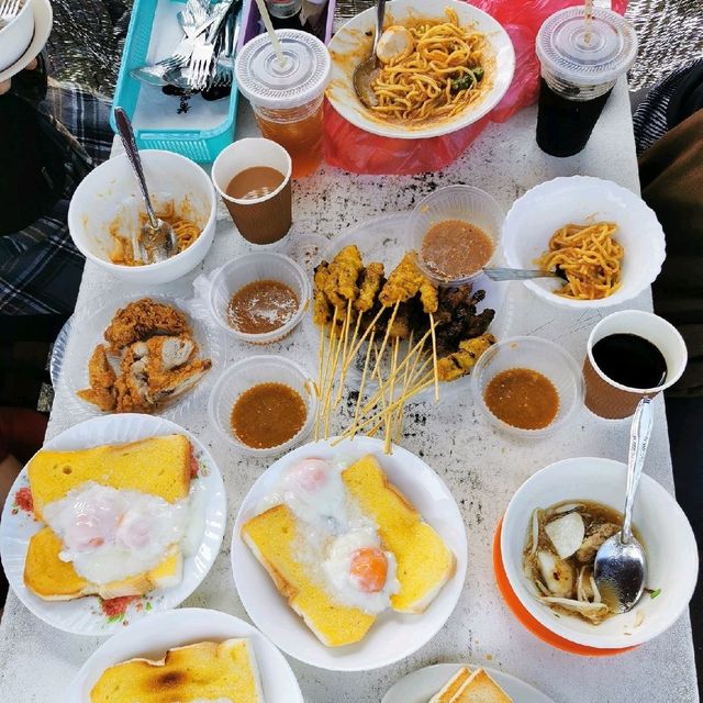 R&H Cafe Satay Maharani 