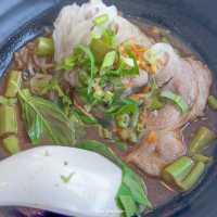 วิวหลักล้าน ราคาหลักร้อย  บุฟเฟ่ต์ตึกใบหยก ชั้น 82