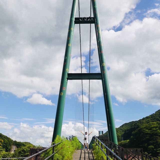 栃木県塩原　もみじ谷大吊橋