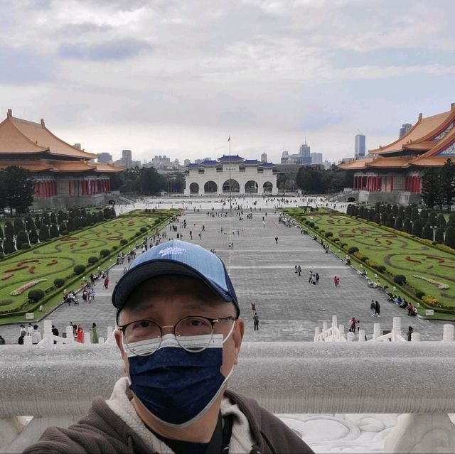 CHIANG KAI-SHEK MEMORIAL HALL, TAIPEI 