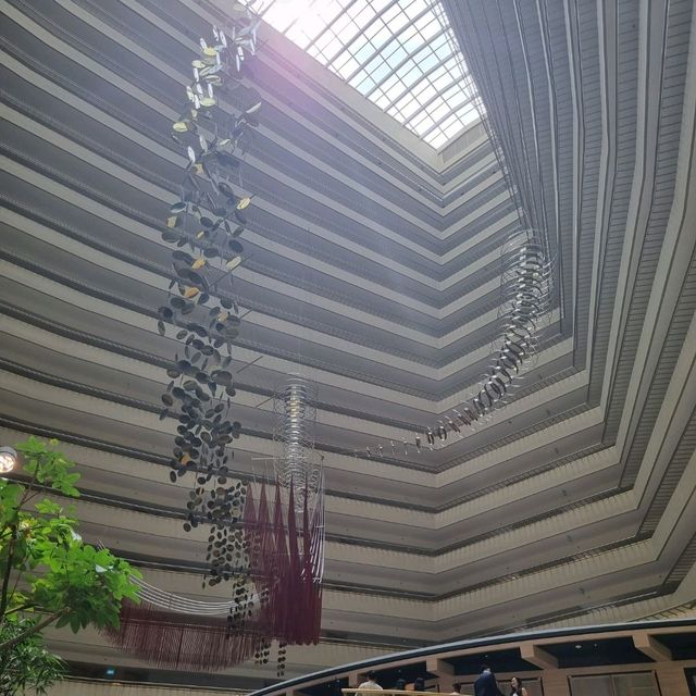 Calm & Artistic Lobby at PARKROYAL Marina Bay