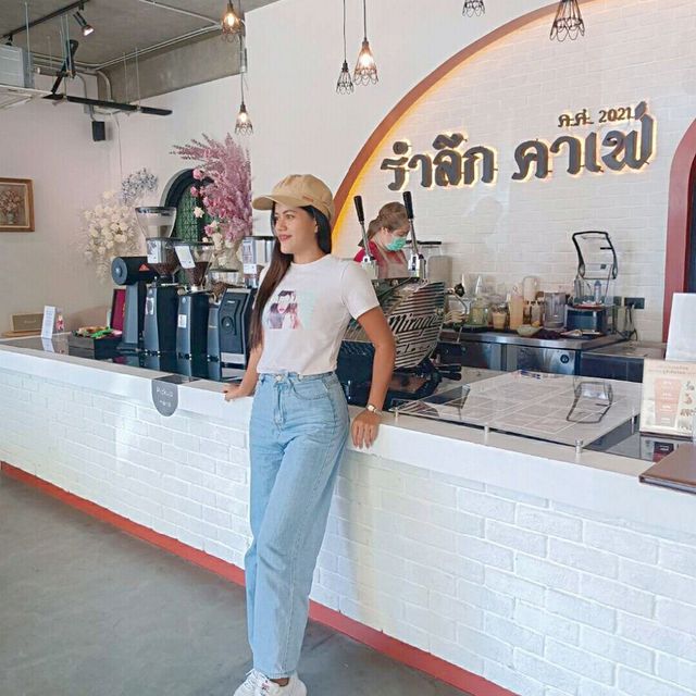 รำลึก คาเฟ่