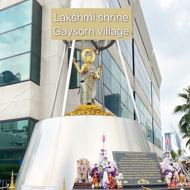 พระแม่ลักษมี เทพีแห่งความมั่งคั่งและโชคลาภ