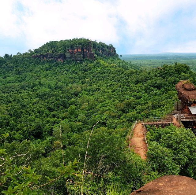 วัดภูทอก ชมวิว360 องศา บนยอดเขา จ.บึงกาฬ