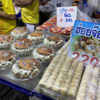 ตลาดสด ลานโพธิ์ นาเกลือ เมืองพัทยา