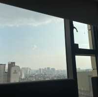 도심과 공원 뷰를 한번에 즐기는 @페어필드바이메리어트서울
