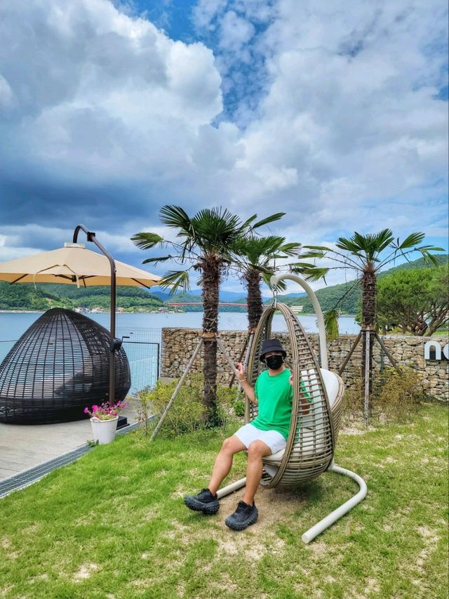 경남 고성카페 네순도르마, 산도 바다도 액자뷰에 담기🖼