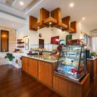 Chez Nous Bakery UDON