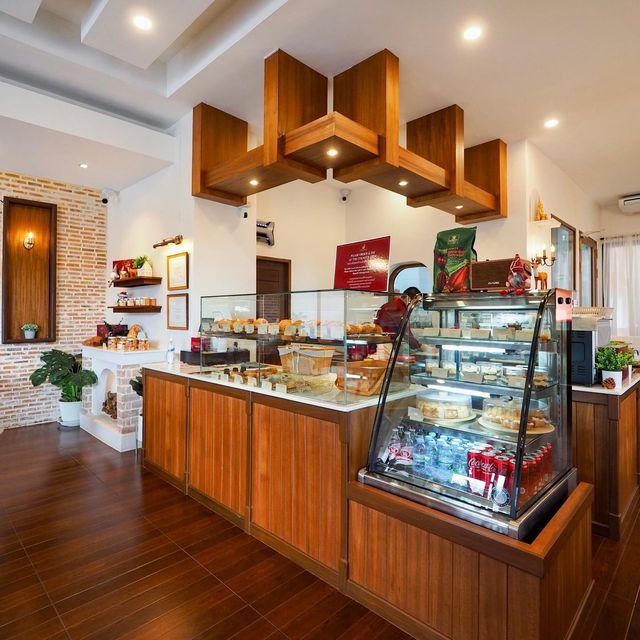 Chez Nous Bakery UDON
