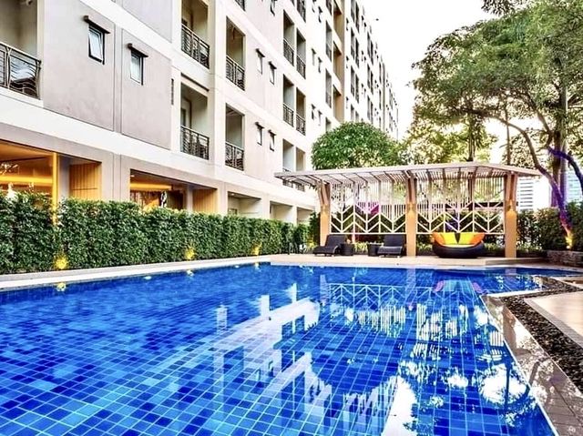 โรงแรมกลางเมืองศรีราชา ใกล้ที่เที่ยวแหล่งช้อปปิ้ง