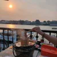 พระนคร กริลล์ บุฟเฟ่ต์ริมแม่น้ำเจ้าพระยา