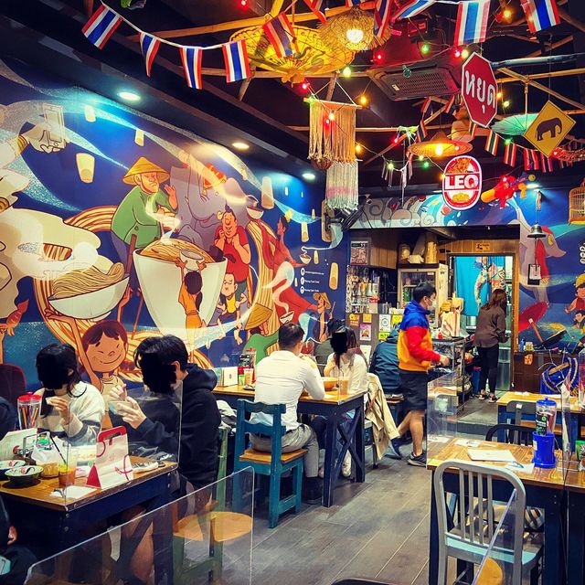 好有泰國氣氛的船麵店