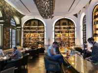 Bars for drinks and tipples at Raffles Hotel