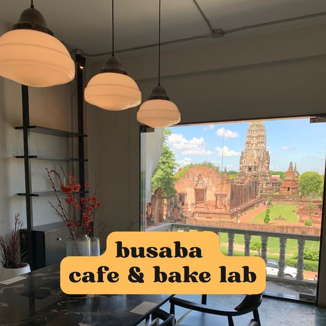 ร้านคาเฟ่หน้าวัดราชบูรณะ