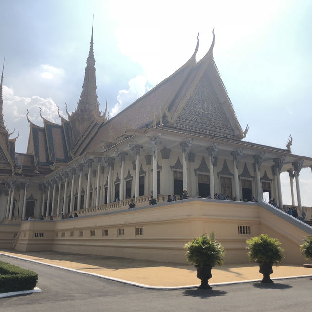 The Royal Palace of Cambodia 👑 