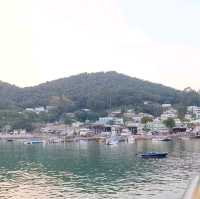 盡攬西貢，白沙灣碼頭，山脈，海水，船舶美景！非常浪漫！