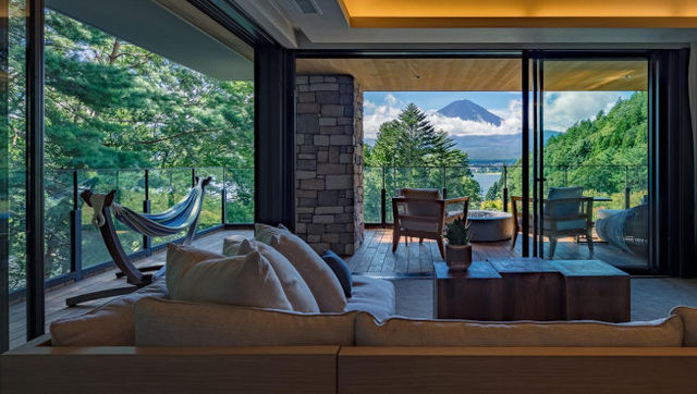 Japan's Mount Fuji FUFU Kawaguchiko Hotel.