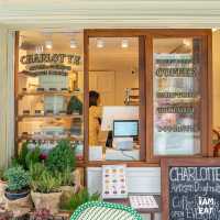 คาเฟ่โดนัทเปิดใหม่สุขุมวิท33 Charlotte Doughnuts