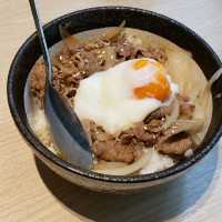 "東涌新開拉麵店"