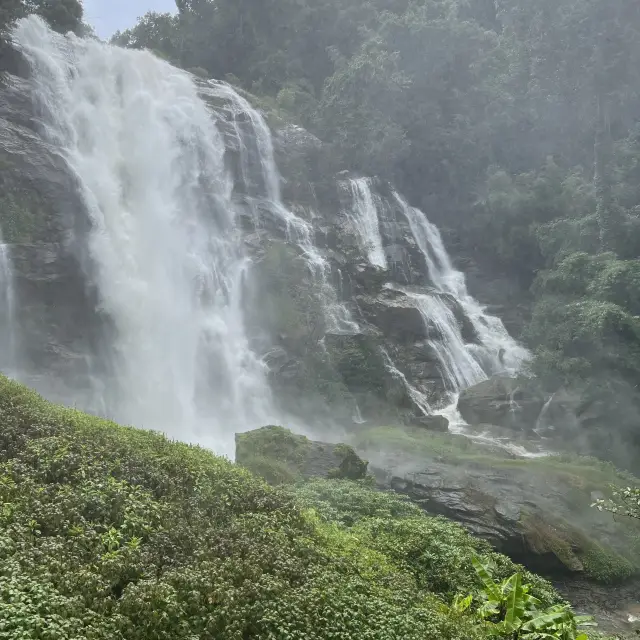 wachirathan waterfall 