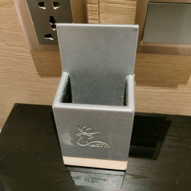 宜蘭礁溪誠闊渡假飯店四人房介紹（浴室拉簾發霉）