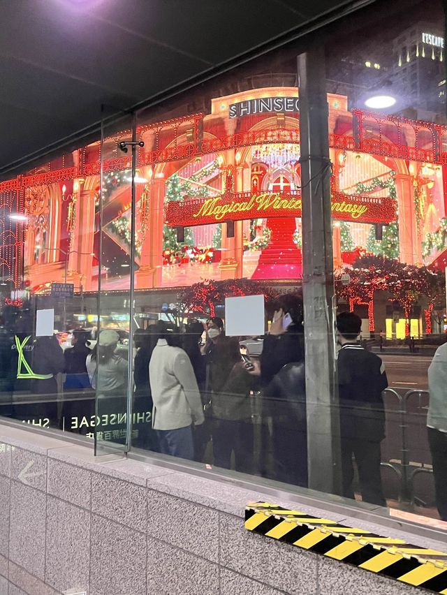 서울 명동 크리스마스 신세계백화점 미디어파사드