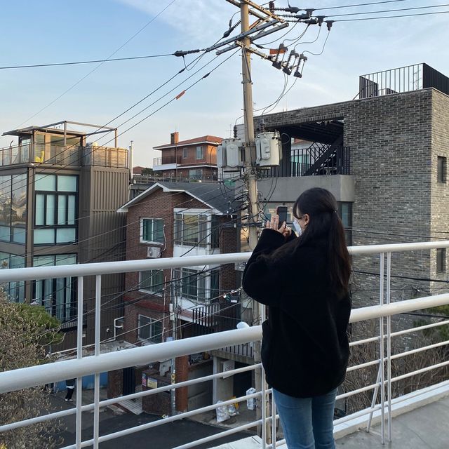 [수영장이 있는 한남동 카페 콘하스]