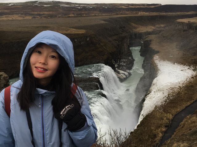 冰島黃金圈景點之一「黃金瀑布Gullfoss Falls」
