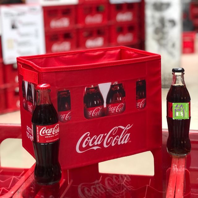 New Bottle Coca-Cola exhibition環保細玻璃樽可樂展