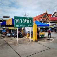 Quiet Town Of Maeklong