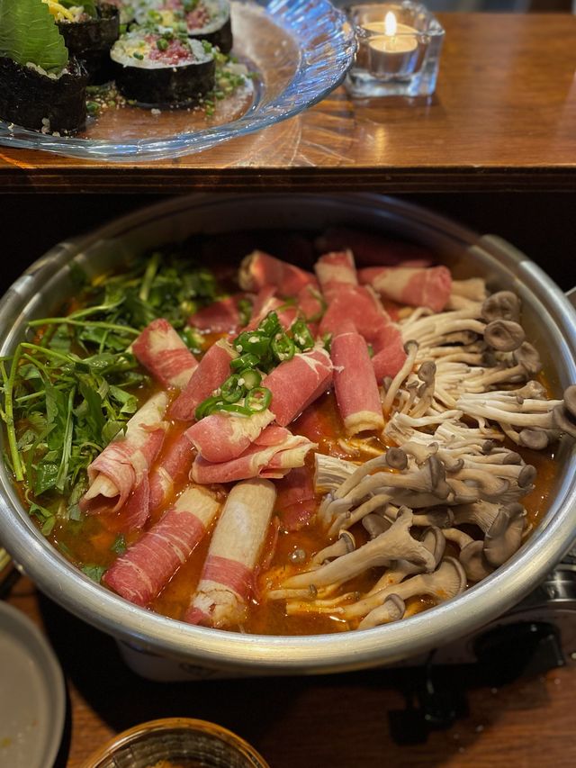 육회김밥과 차돌전골이 맛있는 교동 술집