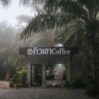 ทิวเขา Coffee คาเฟ่ ที่วิวสวย และปังที่สุดอีกแห่ง 