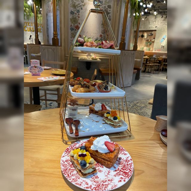 除了用平靚正，都不知能說什麼形容的hightea🤣