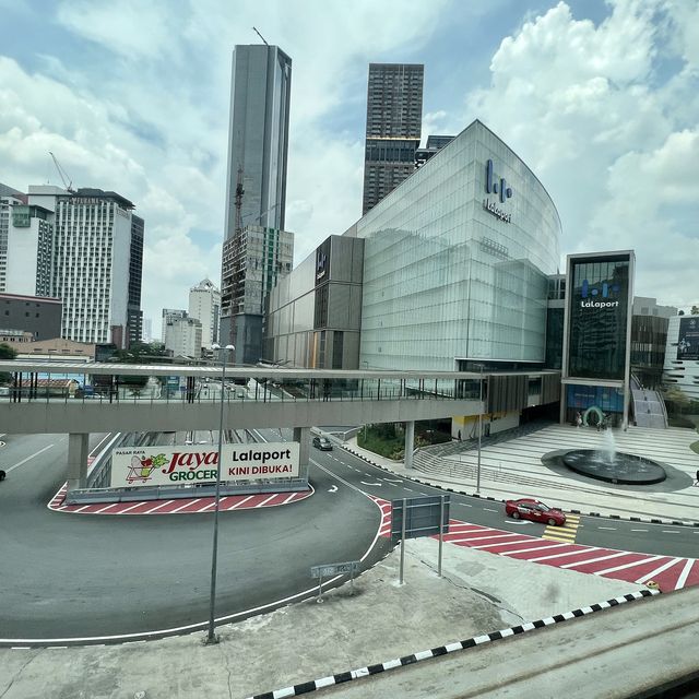 Lalaport to Pavilion - The Golden Mile