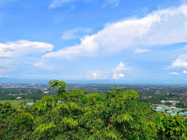 วันพระธาตุดอยคำ
