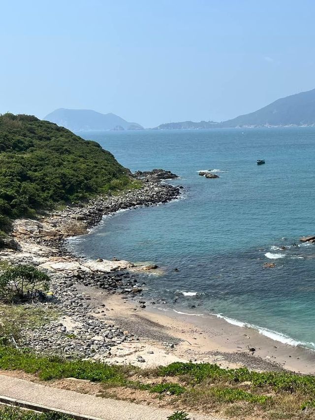 東龍島石刻
