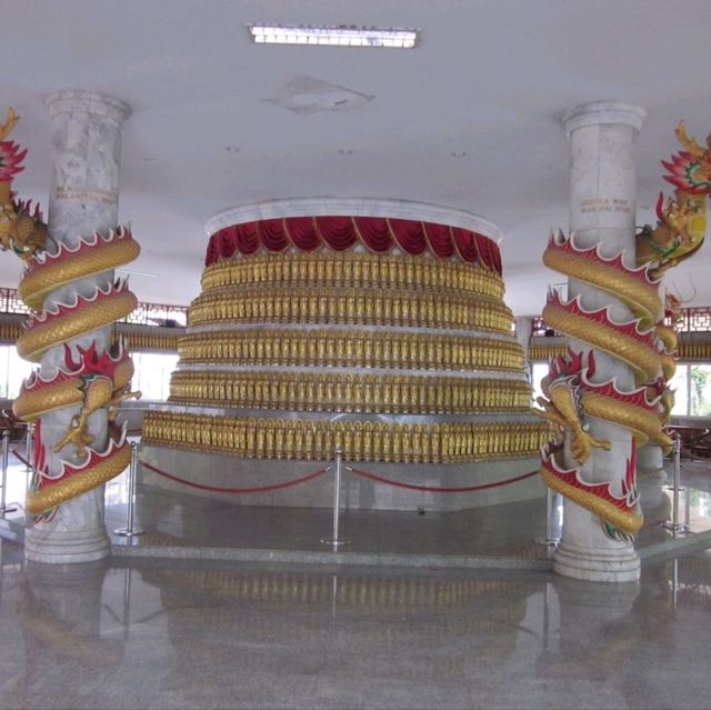 Four Faces Buddha Temple ‘Phra Phrom'