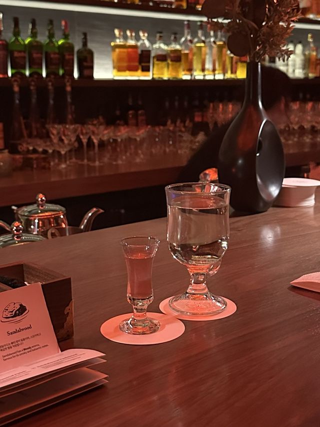 조향을 모티브로한 이색 칵테일바 🍹