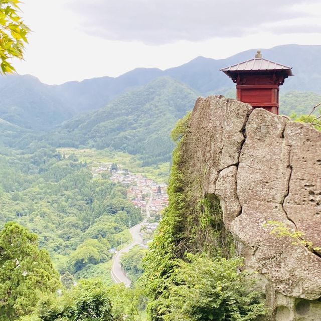 【山形県】山寺の頂上(本殿)からの景色！