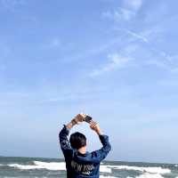 ทะเลชายหาดบ้านกรูด เงียบ สงบ เป็นส่วนตัวมาก 